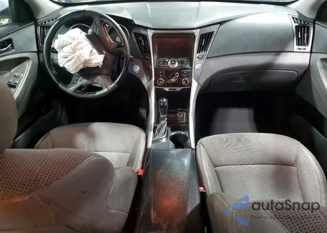 2013 Hyundai Sonata Se z USA, uszkodzony, nr VIN 5NPEC4AC5DH567276